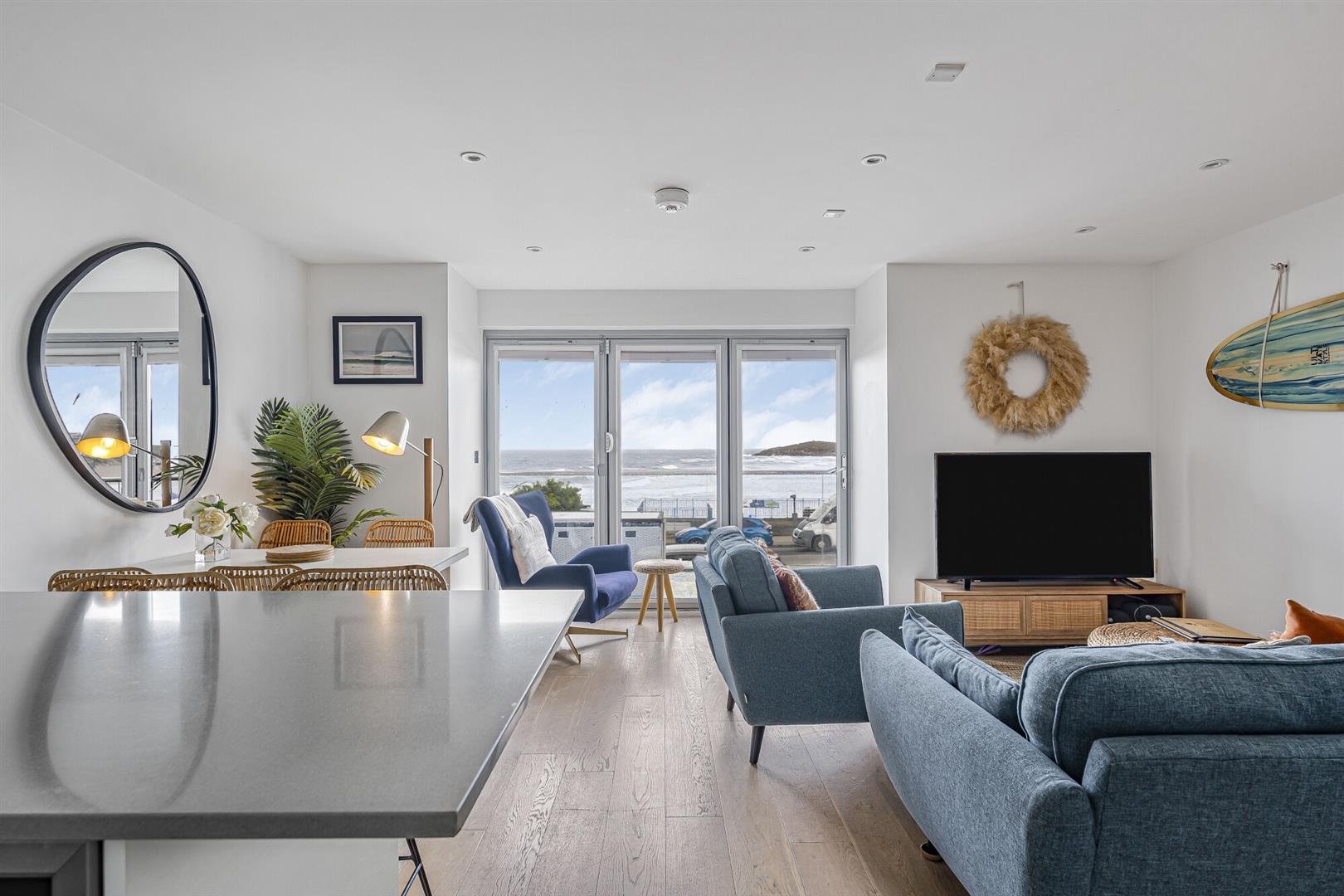 Fistral Beach Apartments, Esplanade Road, Newquay photo - 2